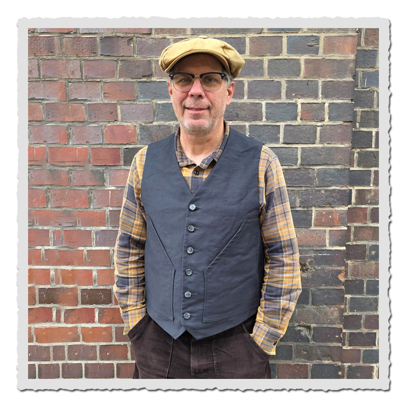 Retronia Weste Erwin anthrazit – klassische Weste im Arbeiter-Stil mit Doppeltaschen